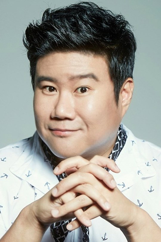 임현성 as Gang-gon in The Sheriff In Town