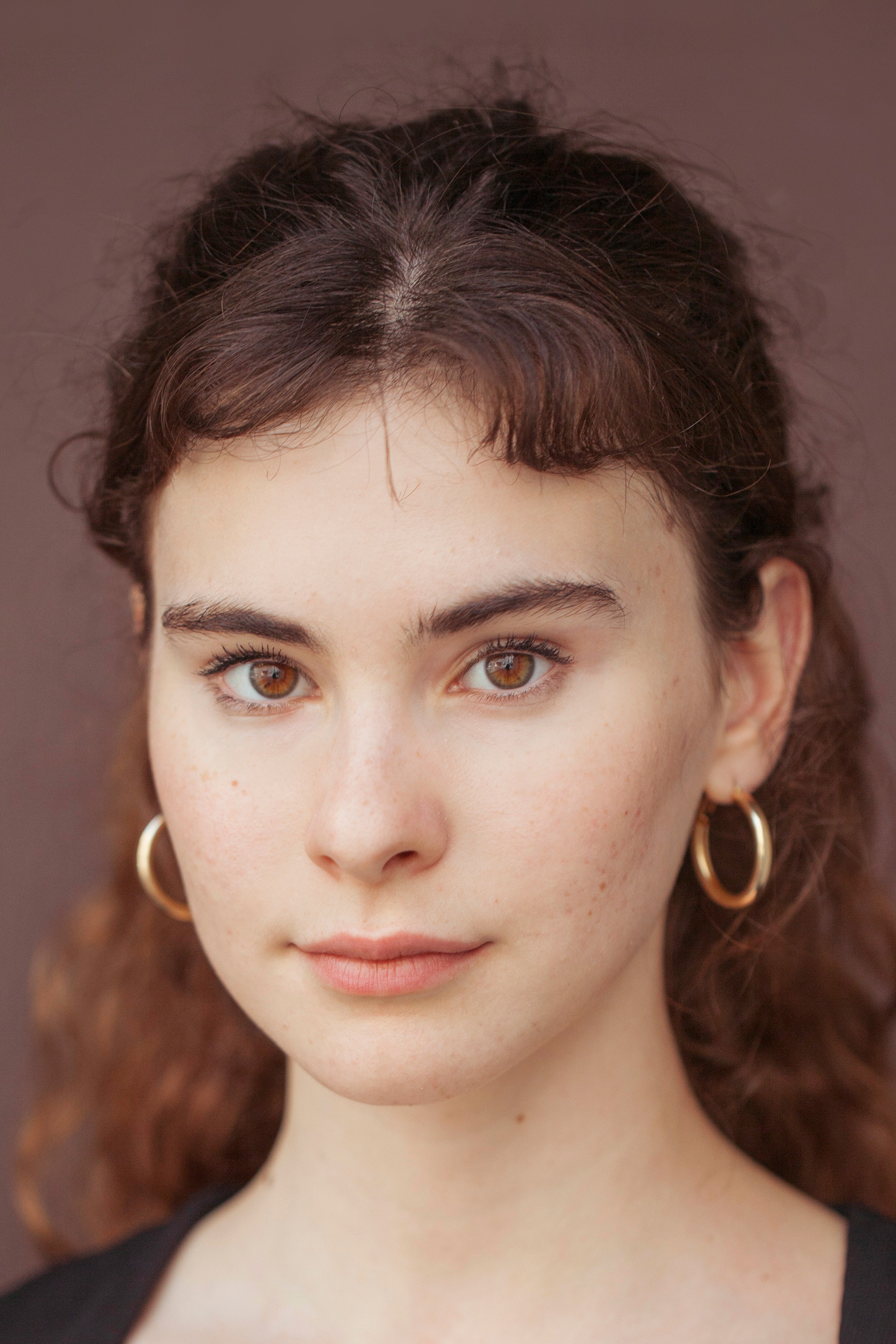 Ambre Munié as Louise in Take a Chance on Me