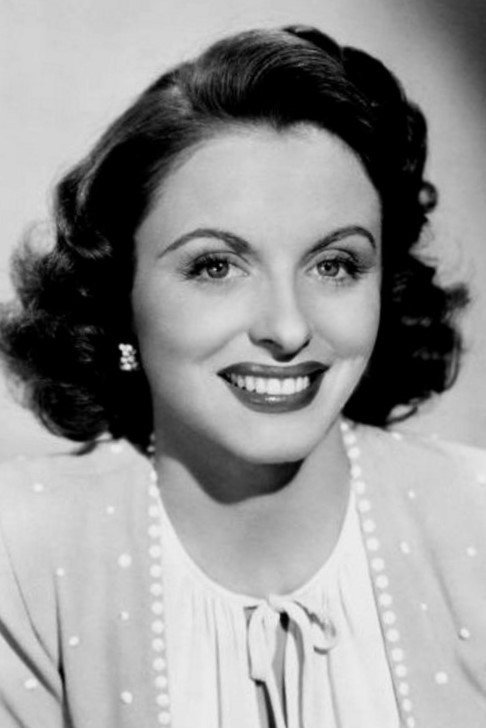 Cheryl Walker as Eileen Burke in Stage Door Canteen
