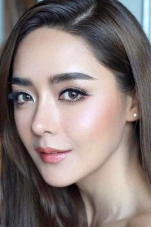 Natapat Wipataradachtragoon as Candy in Queen of Morlum