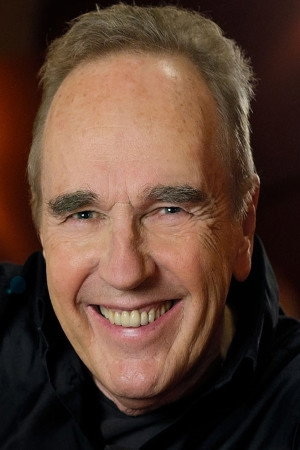 Lennie Norman as Self in Ultimate Comedy