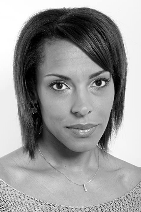 Sara Carver as Jane Durant in Oasis
