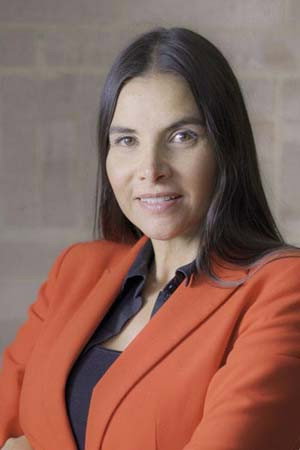 Natalia Ramírez as Marcela Valencia in Yo soy Betty, la fea