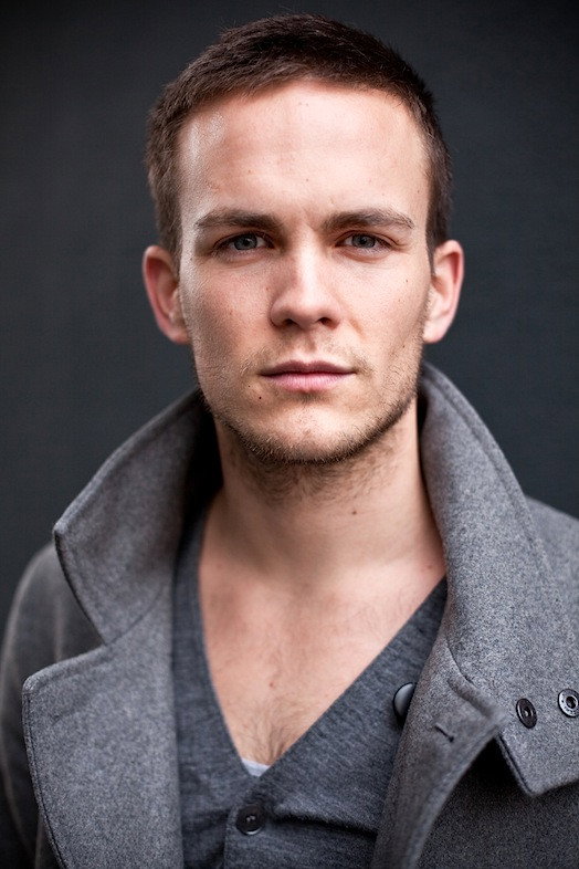 Eric Klotzsch as Jens in Ein Sommer in der Bretagne