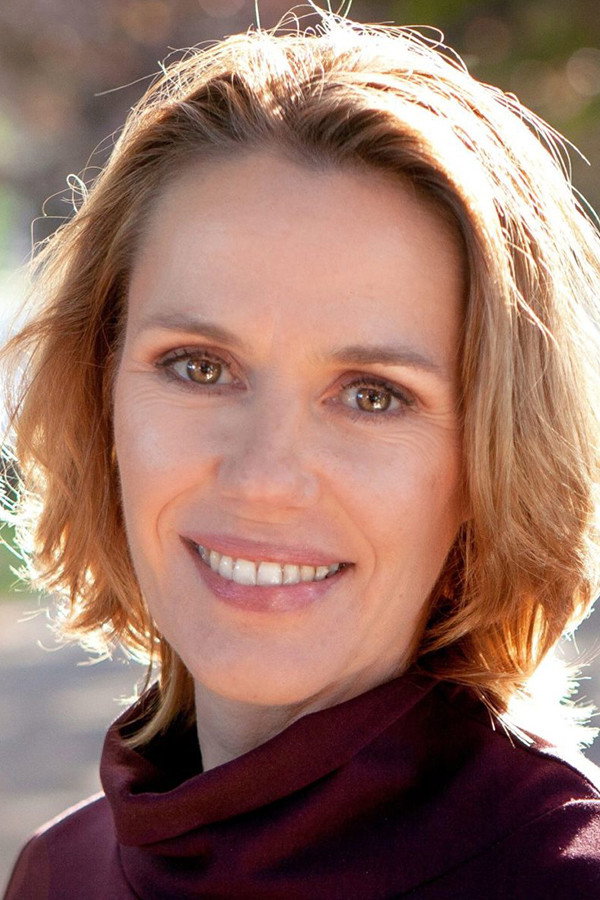 Katrien De Ruysscher as Lena Daelman in Dag & Nacht: Hotel Eburon