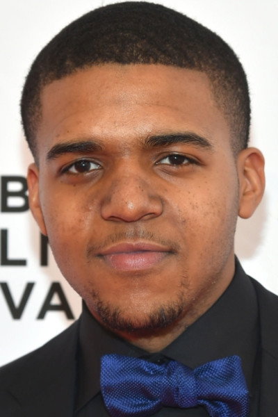 C.J. Wallace as Taylor in She's Missing