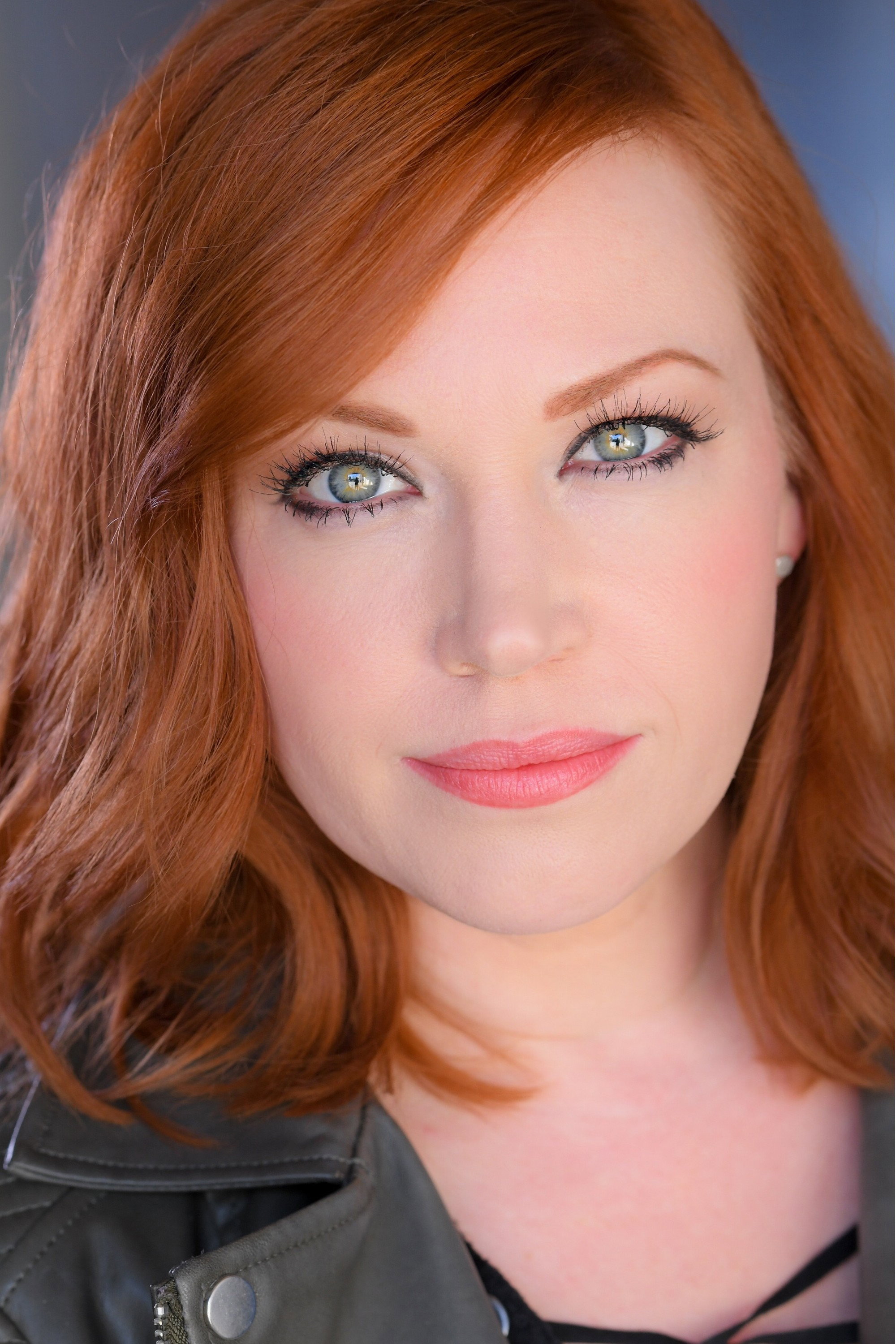 Adrienne Frantz as Erica in Ed Gein: The Butcher of Plainfield