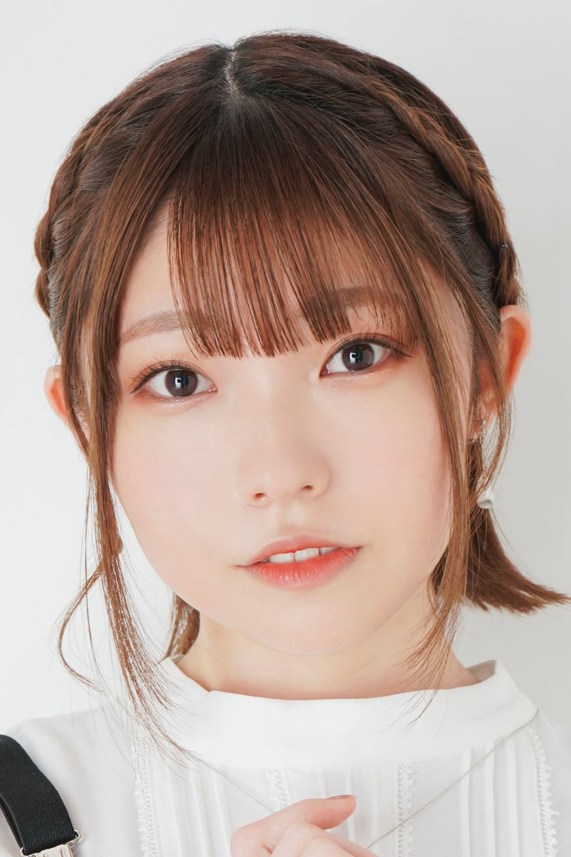 峯田茉優 as Meguru Hachimiya (voice) in THE iDOLM@STER SHINY COLORS