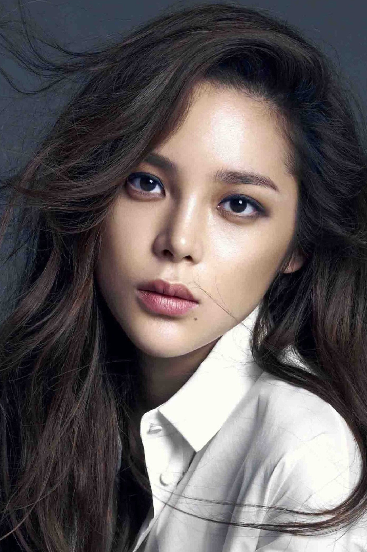 박시연 as Oh Young-ju in When Spring Comes