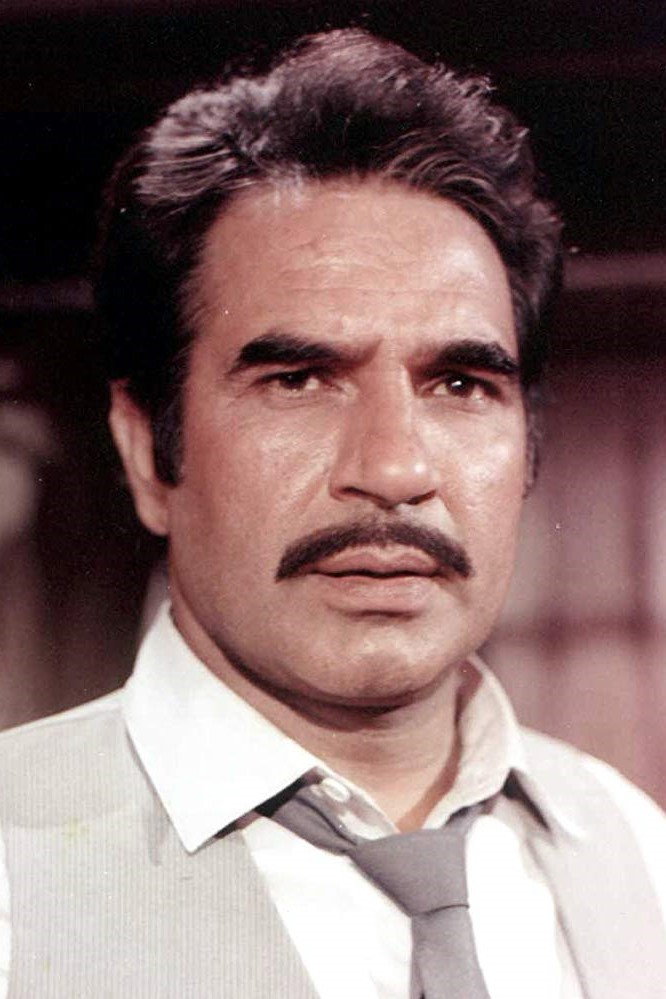 Kulbhushan Kharbanda as Uttamchand Malhotra in Bose: The Forgotten Hero