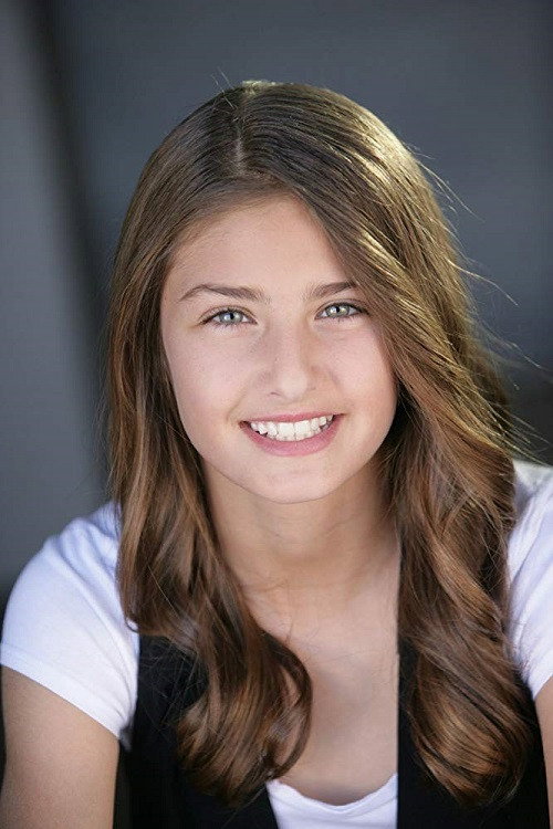 Olivia Draguicevich as Veeves in Time Trap