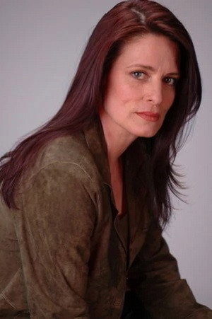 Leslie Wing as Gwen Rogers in The Dungeonmaster