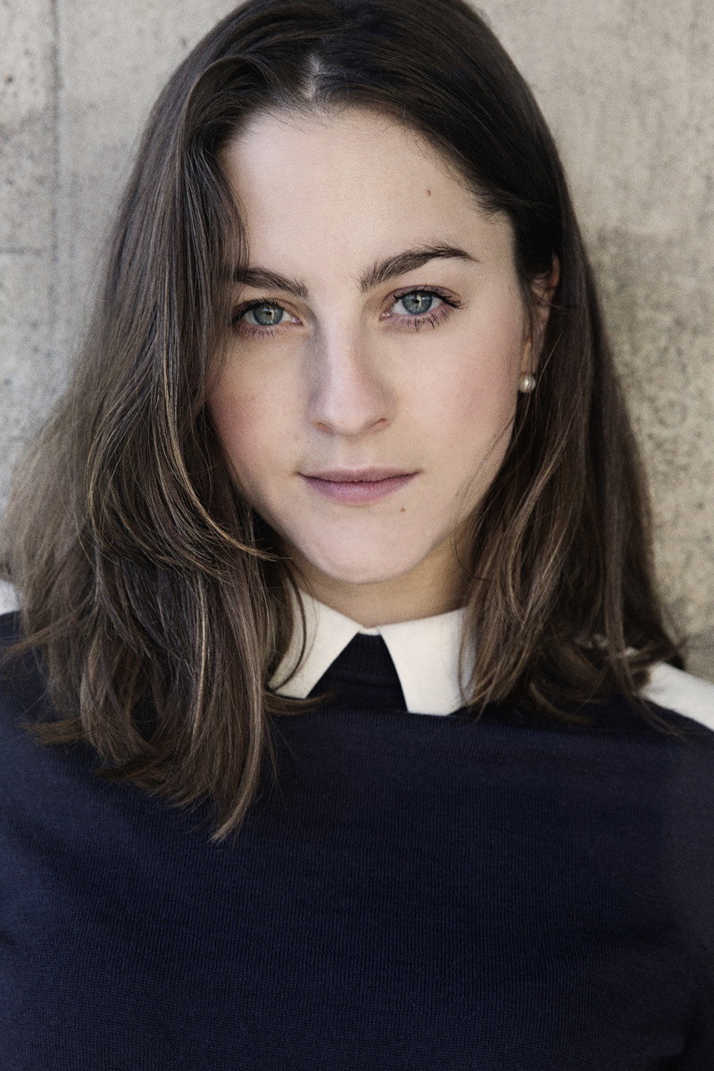 Sasha Becker as Vanessa in Orka! Orka!