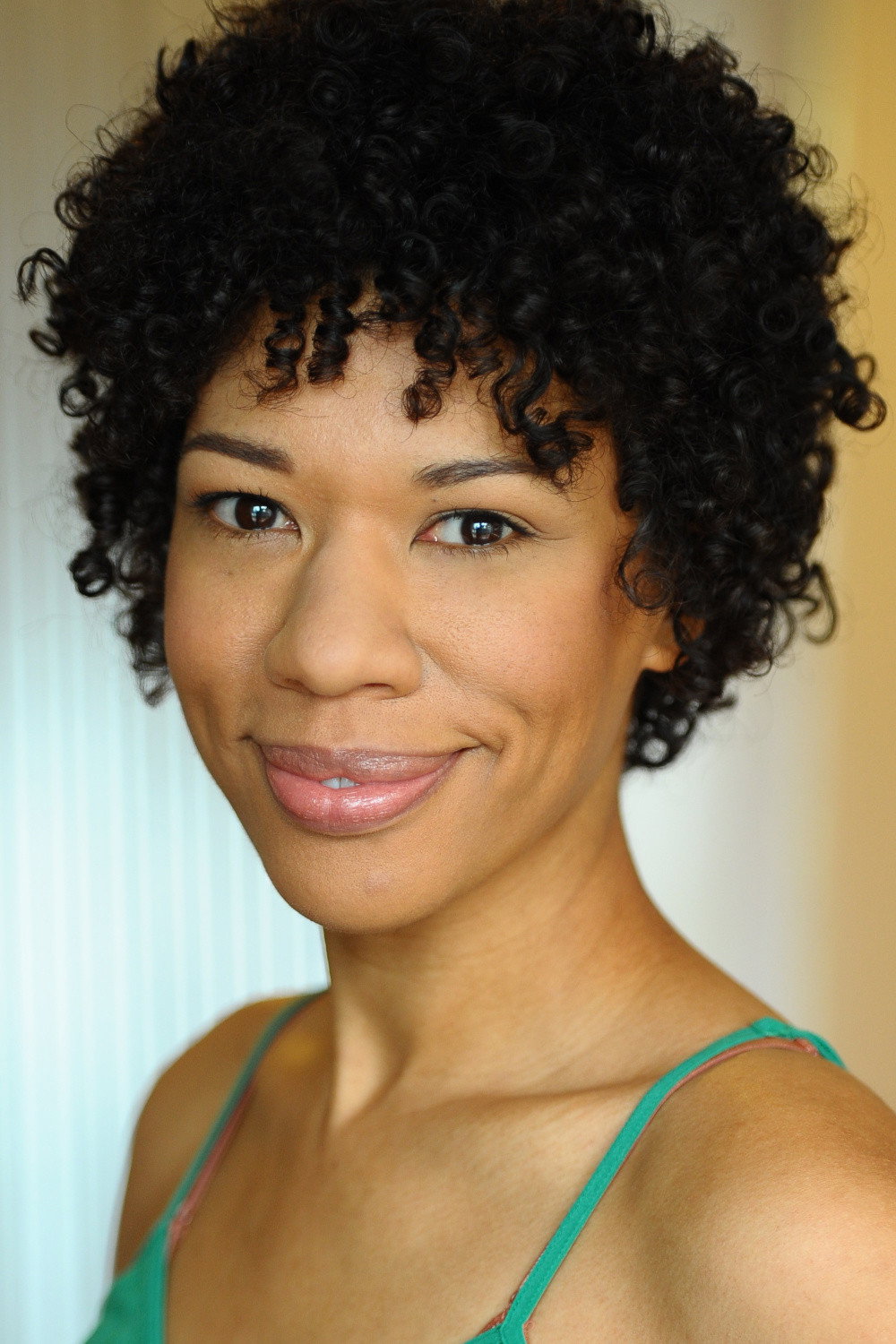 Ayanna Berkshire as Cop 1 in Lean on Pete