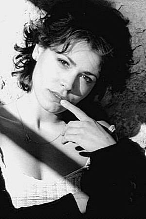 Mariella Di Lauro as Maggie in Rally