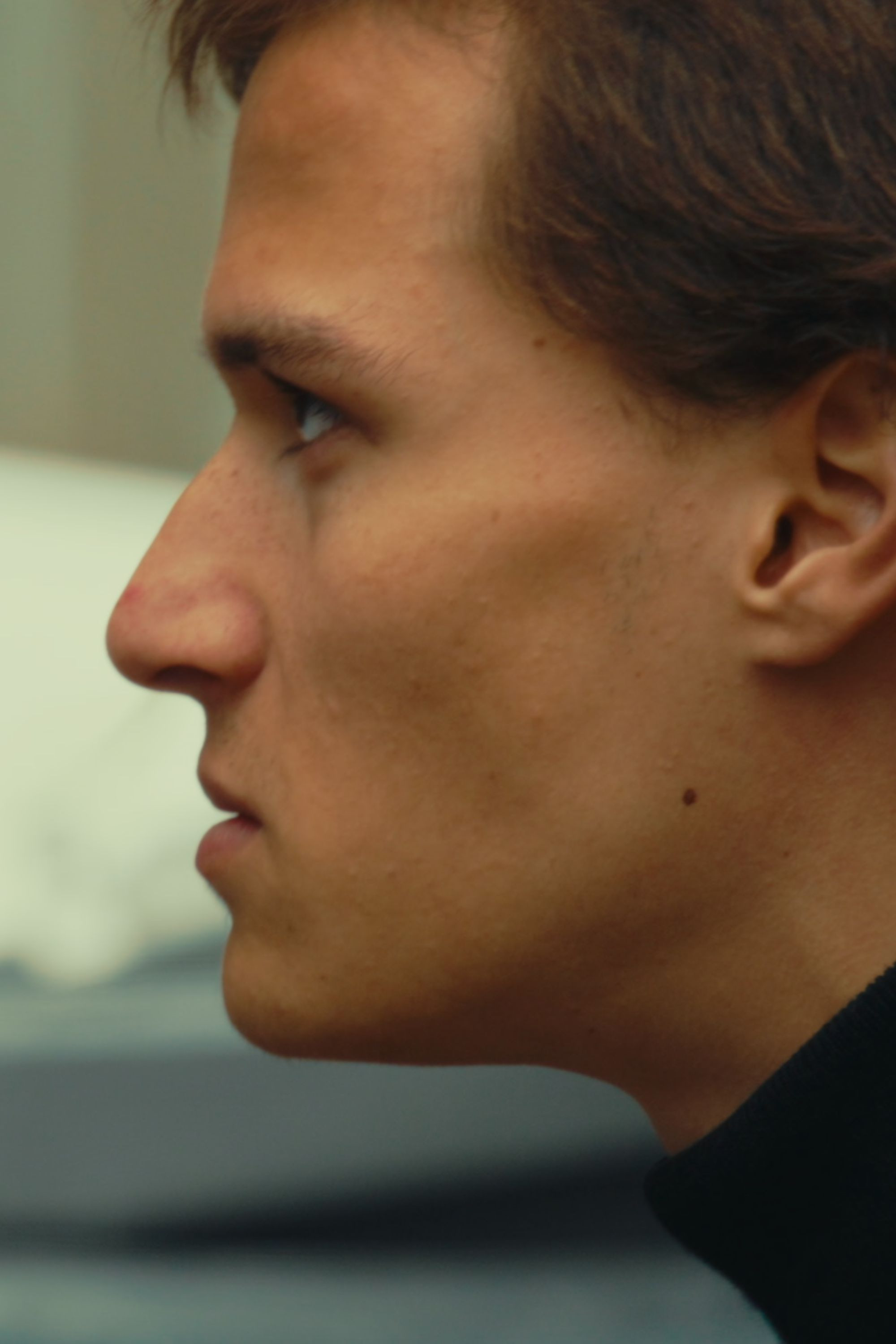 Nacimo Denis as Danny in ÉCAILLÉS