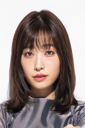 髙橋ひかる as Sakai Aoi in Hey Detective, Your Backpack is Open!