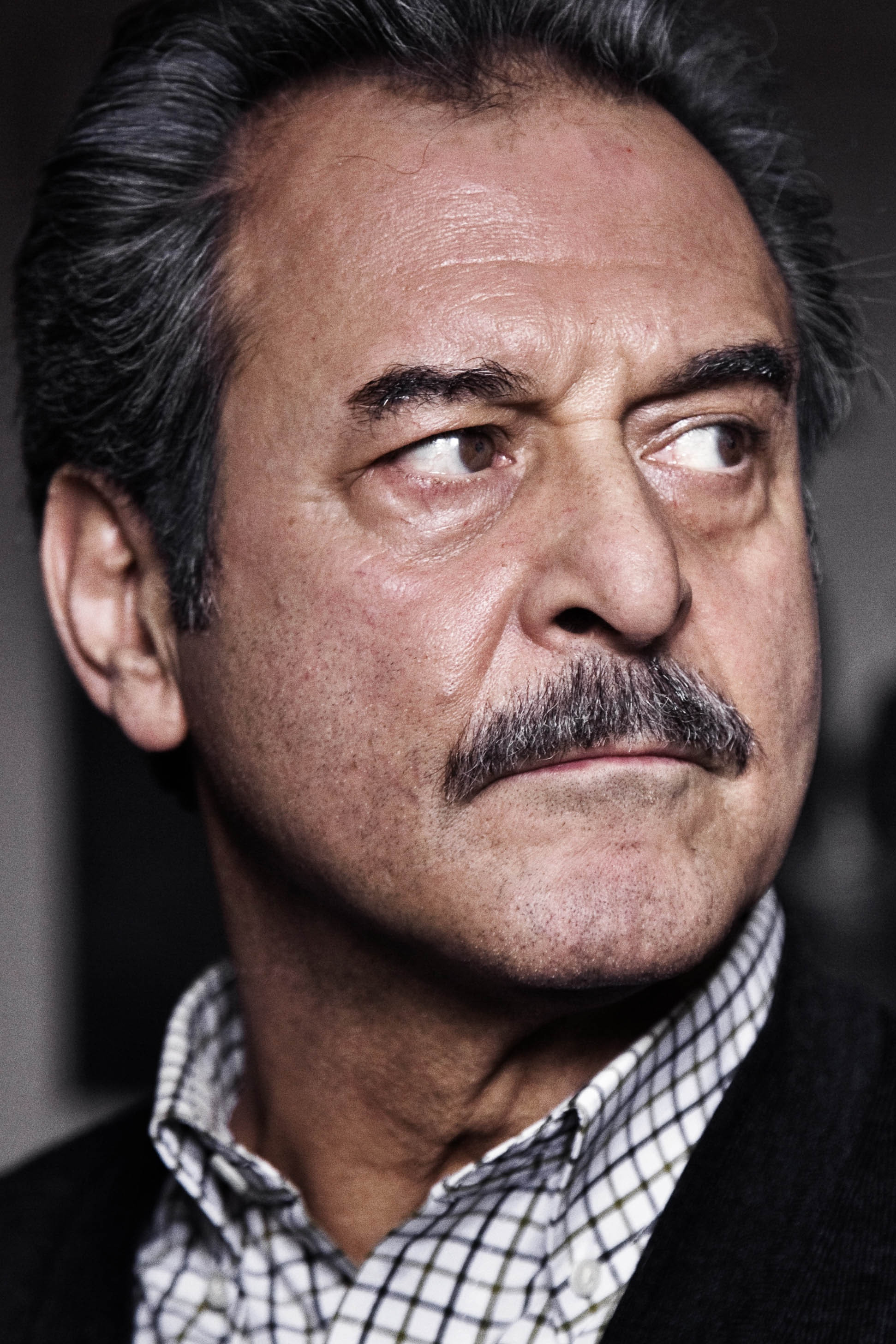 Ennio Fantastichini as don Tommaso in Vendetta