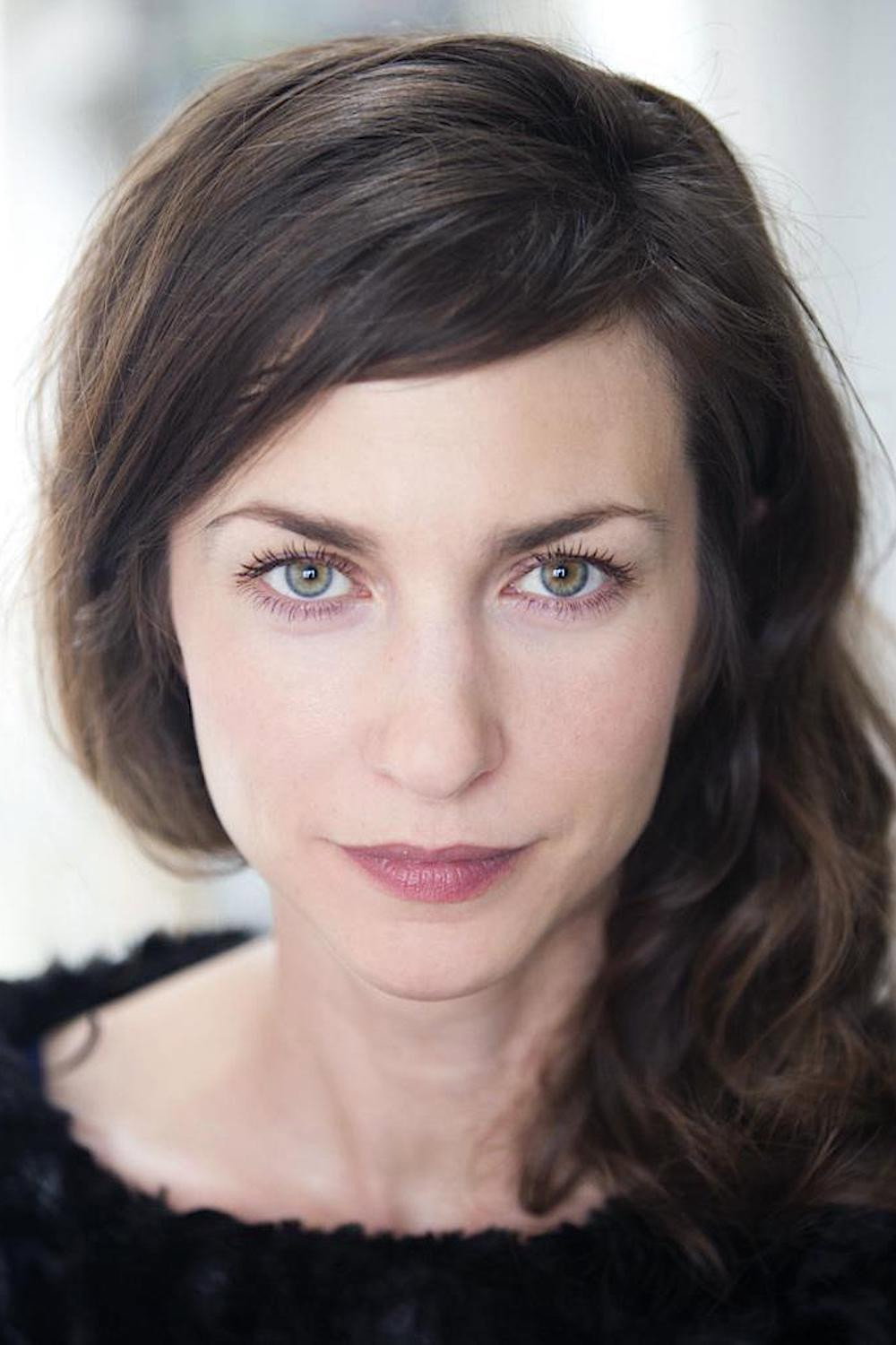 Émilie Caen as Ghislaine Rateau in Ducobu 5