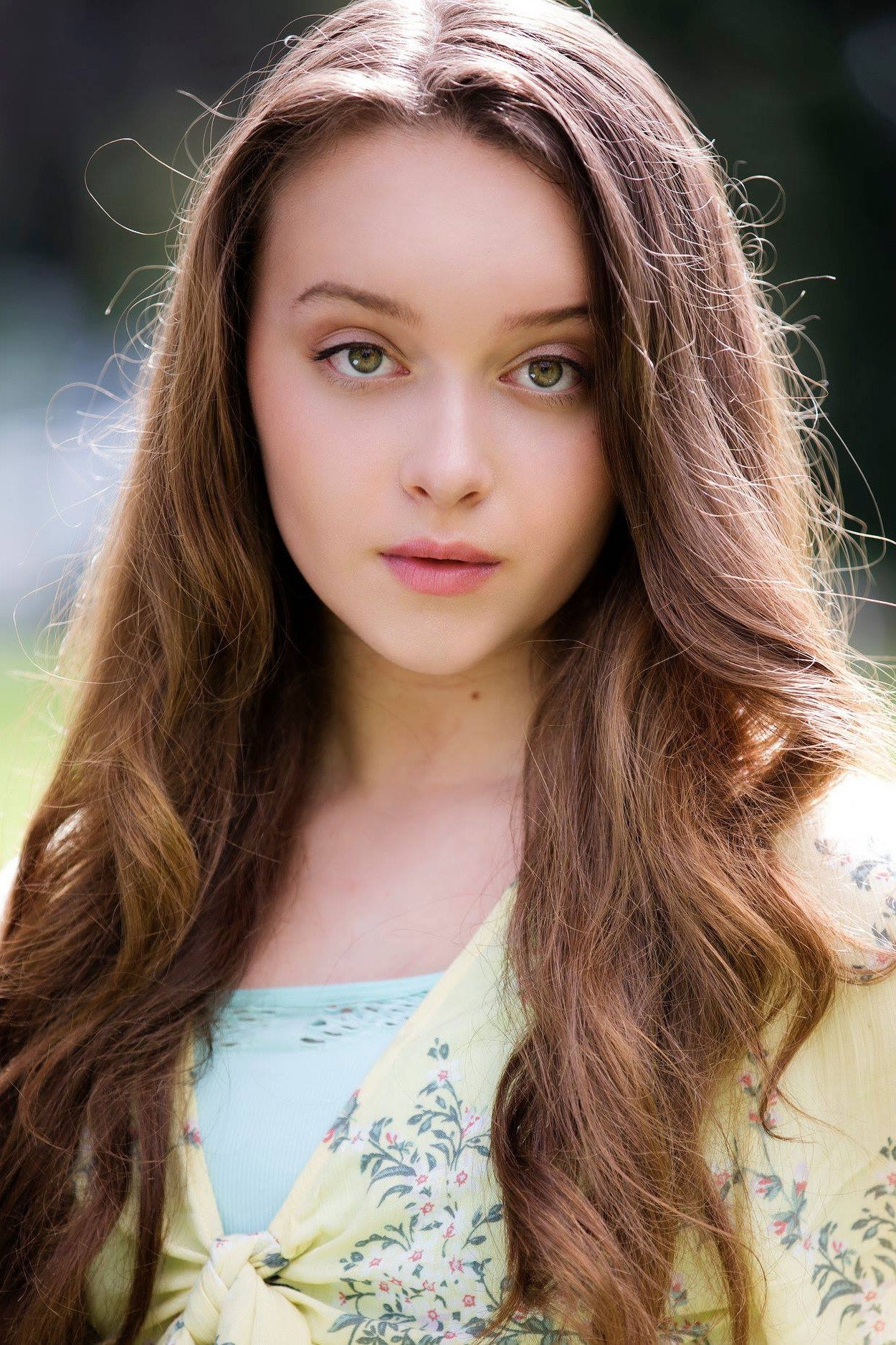 Piper Nairn as Ava in Ava