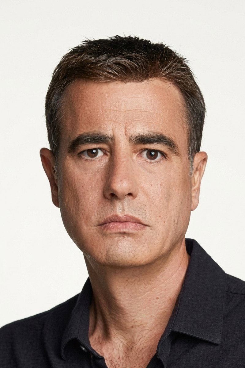 Tayanç Ayaydın as Hüseyin Cevher in Hayat Şarkısı