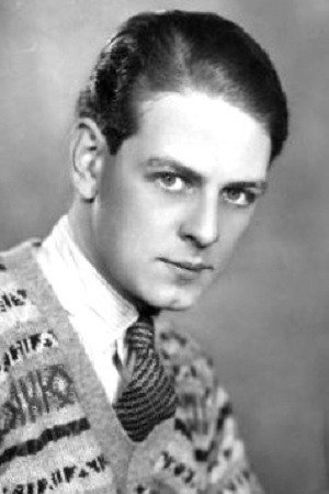 Robin Irvine as John Whittaker in Easy Virtue