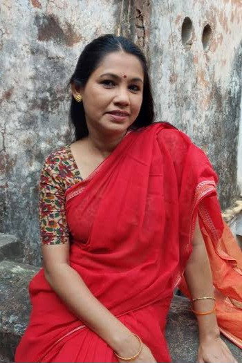 Sahana Sumi as Anwara in Dark Moon