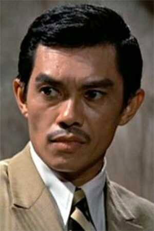 陳星 as Yen Wang, Bandit Chief in The Anonymous Heroes