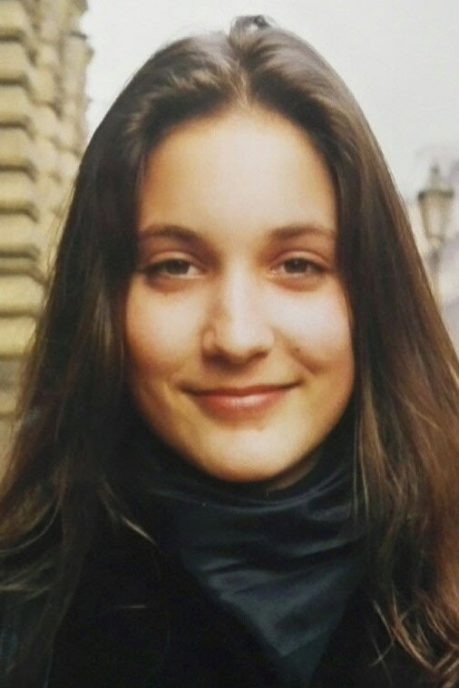 Kristina Jelínková as Katka in Anička s lískovými oříšky