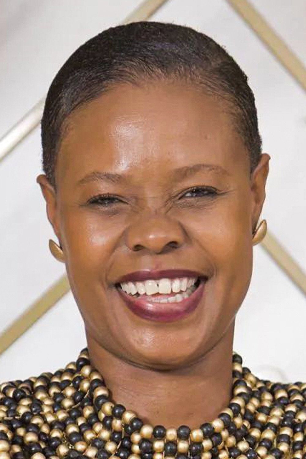 Nthati Moshesh as Emma Mokgotsi in Zero Tolerance