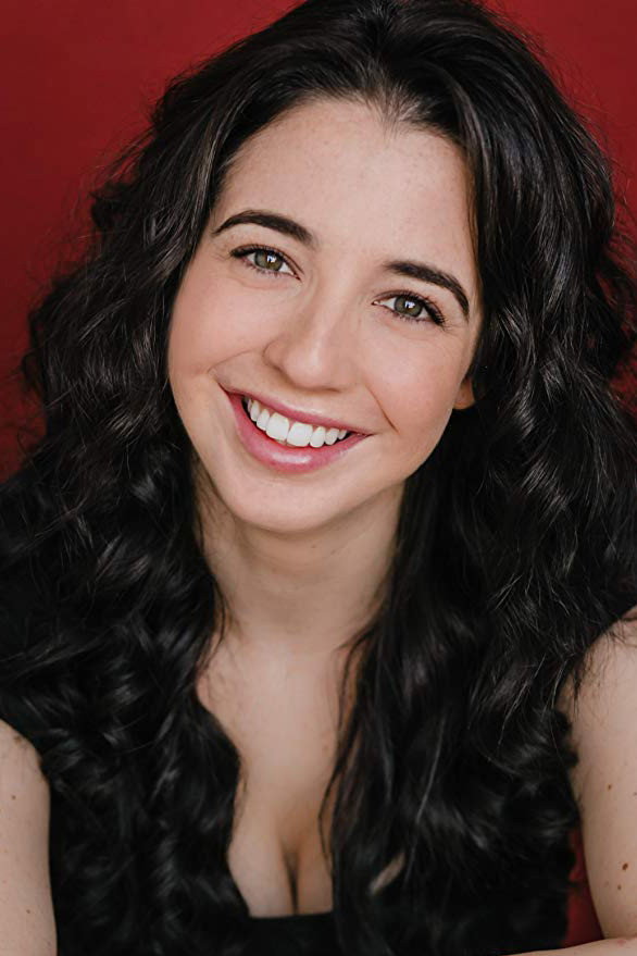 Anjelica Scannura as Sadie in Leslie, My Name Is Evil