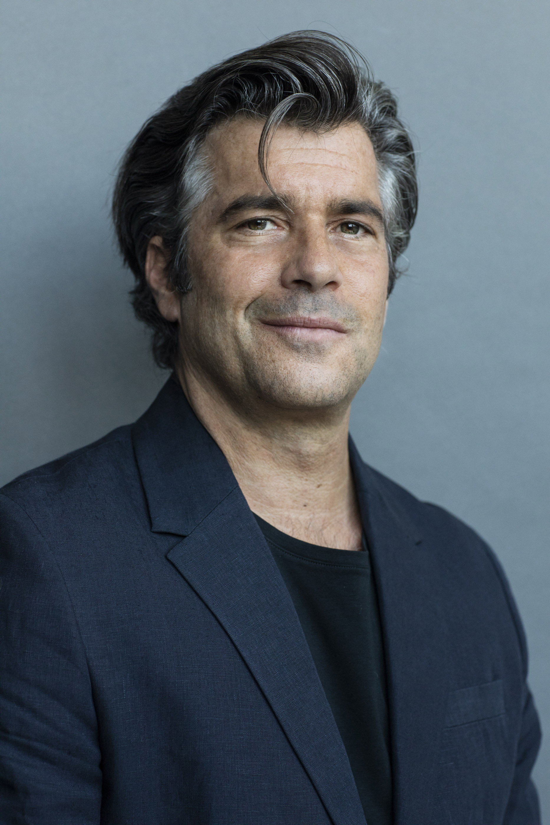 Xaver Hutter as Kameramann in Fink fährt ab