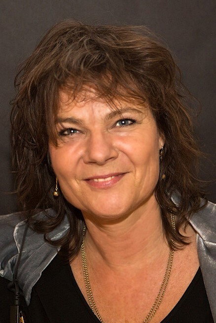 Marleen Stolz as Helena in Cloaca