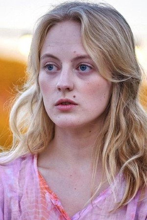 Caroline Hellwig as Evelyn Kepler in Hartwig Seeler – Gefährliche Erinnerung