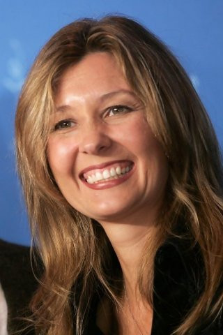 Deborah Snyder as Didi in Detour
