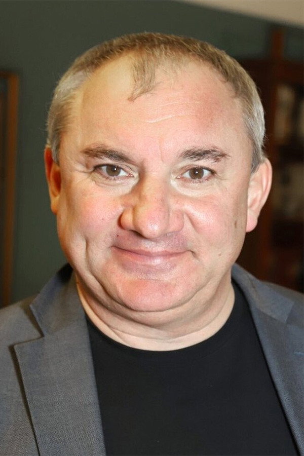 Николай Фоменко as Петров in Inye