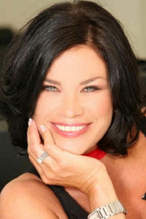 Demetra Hampton as Valentina Rosselli in Valentina