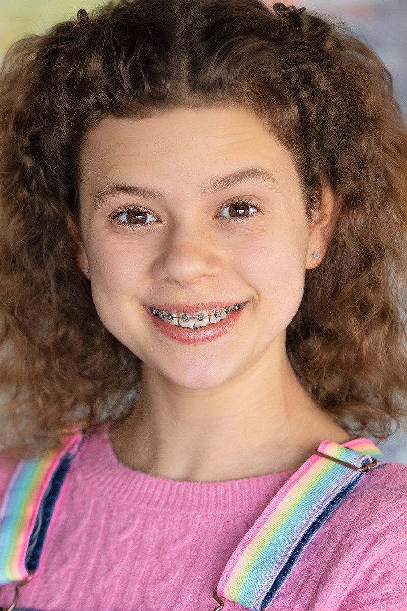 Capri Oliver as Olive in Kinderwood