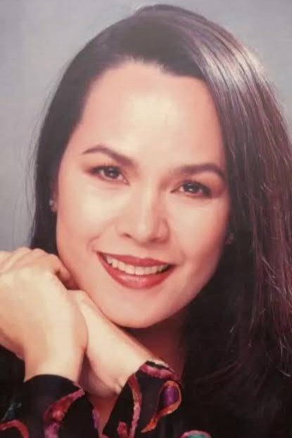 Chat Silayan as Sinang in Noli Me Tangere