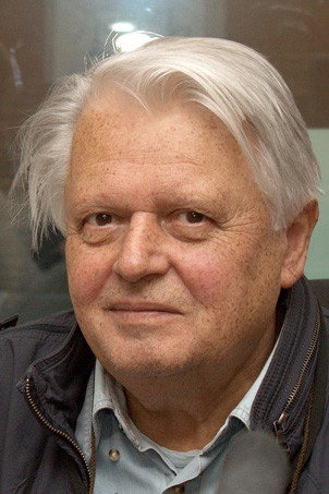 Hynek Bočan as Self in Kouzelný kopec