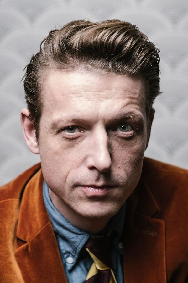 Bent Van Looy as The Scary Monster in Dave