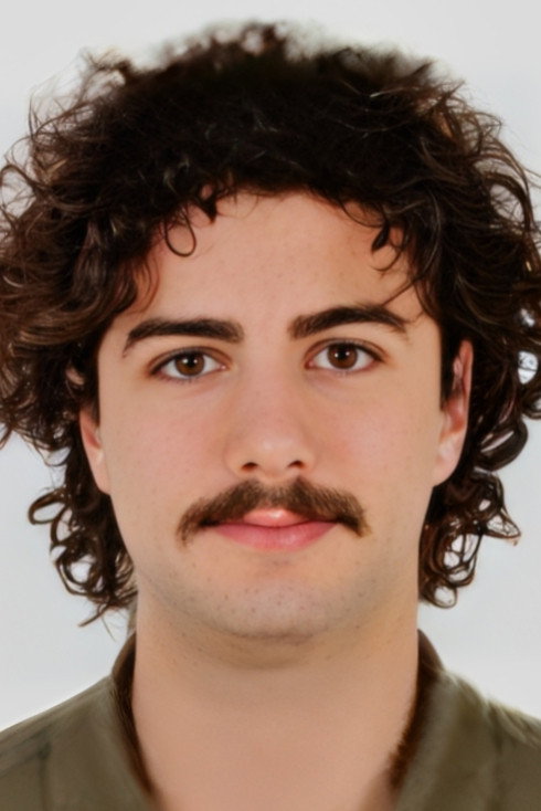 Ata Murat Kalkan as Cemal in Lal