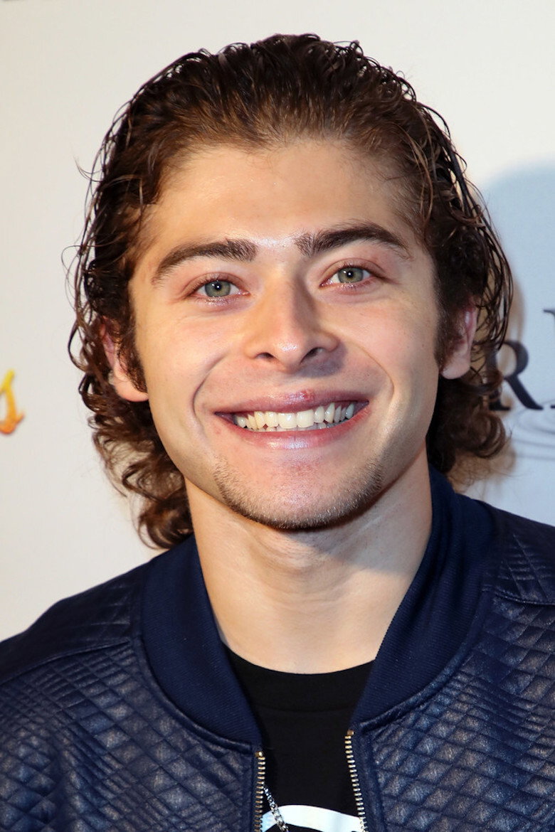 Ryan Ochoa as Wayne in Room for Rent