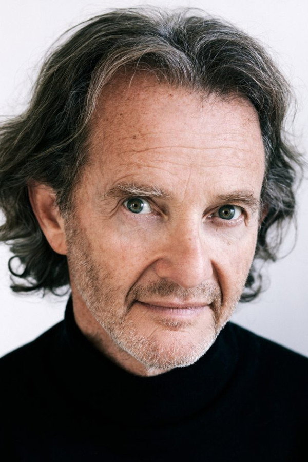 Anton Lesser as Billy Blake in The Echo