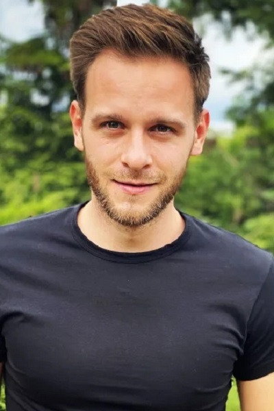 Wojciech Zygmunt as Kuba Szczęsny in Mikołaj na sygnale