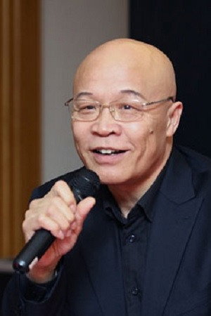 Gao Jun as Lao Lin in I'm Liu Yuejin