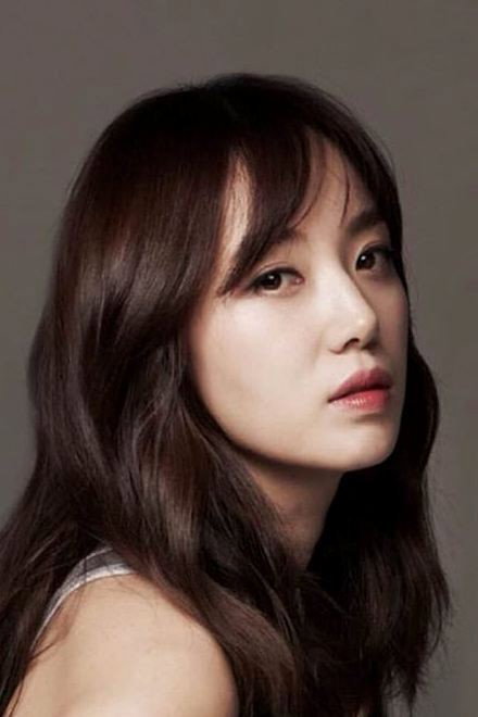 Kim Min-kyung as So-yeon in Deep Trap