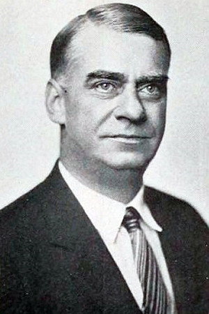 Jules Cowles as Joe in Second Honeymoon
