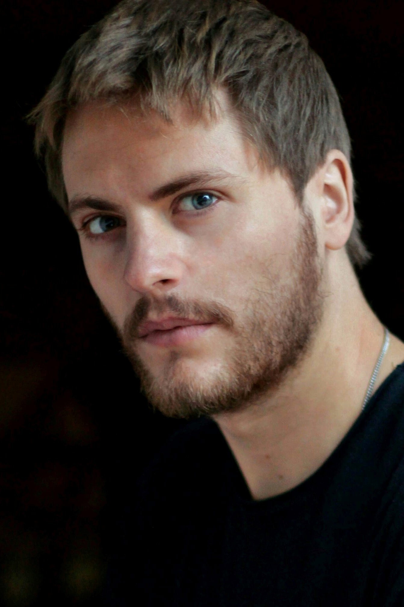 Jaime Olías as Alfonso VI de León in The Legend of El Cid