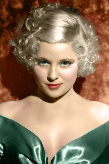 Mary Carlisle as Doris Waverly in One Frightened Night